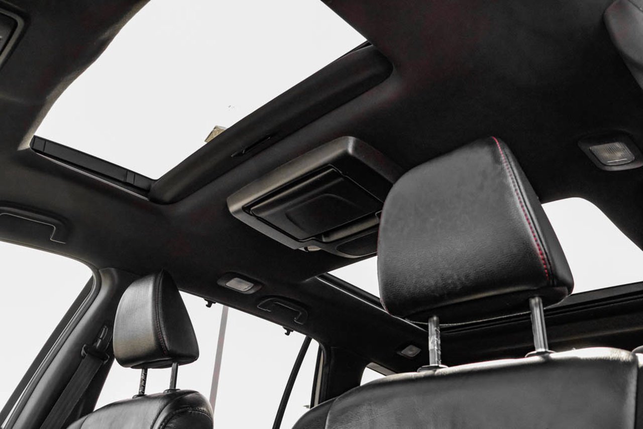 2022 Honda Pilot Black Edition AWD White Sherwood Park - photo #29