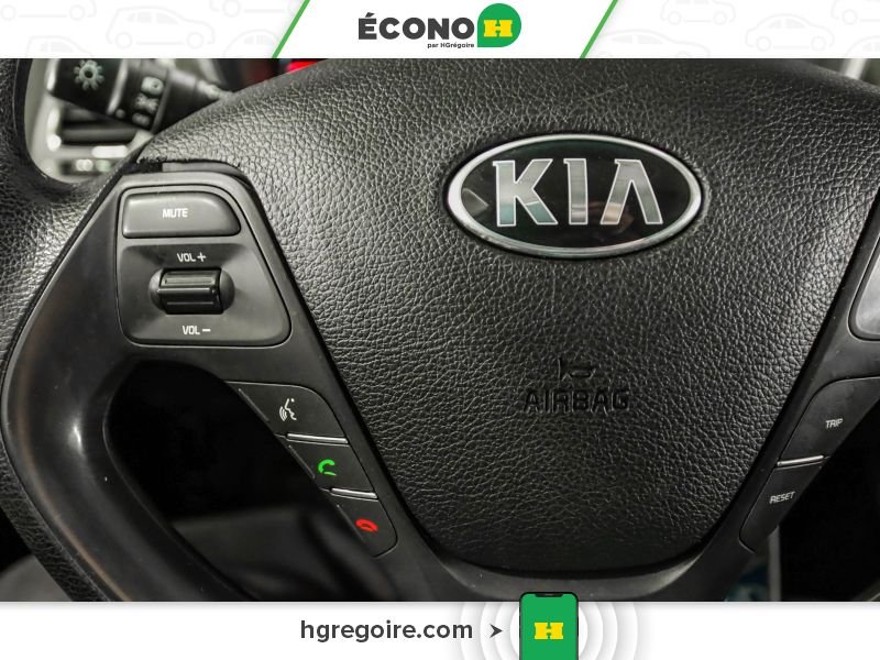 2018 Kia Forte White Saint-Eustache - photo #13