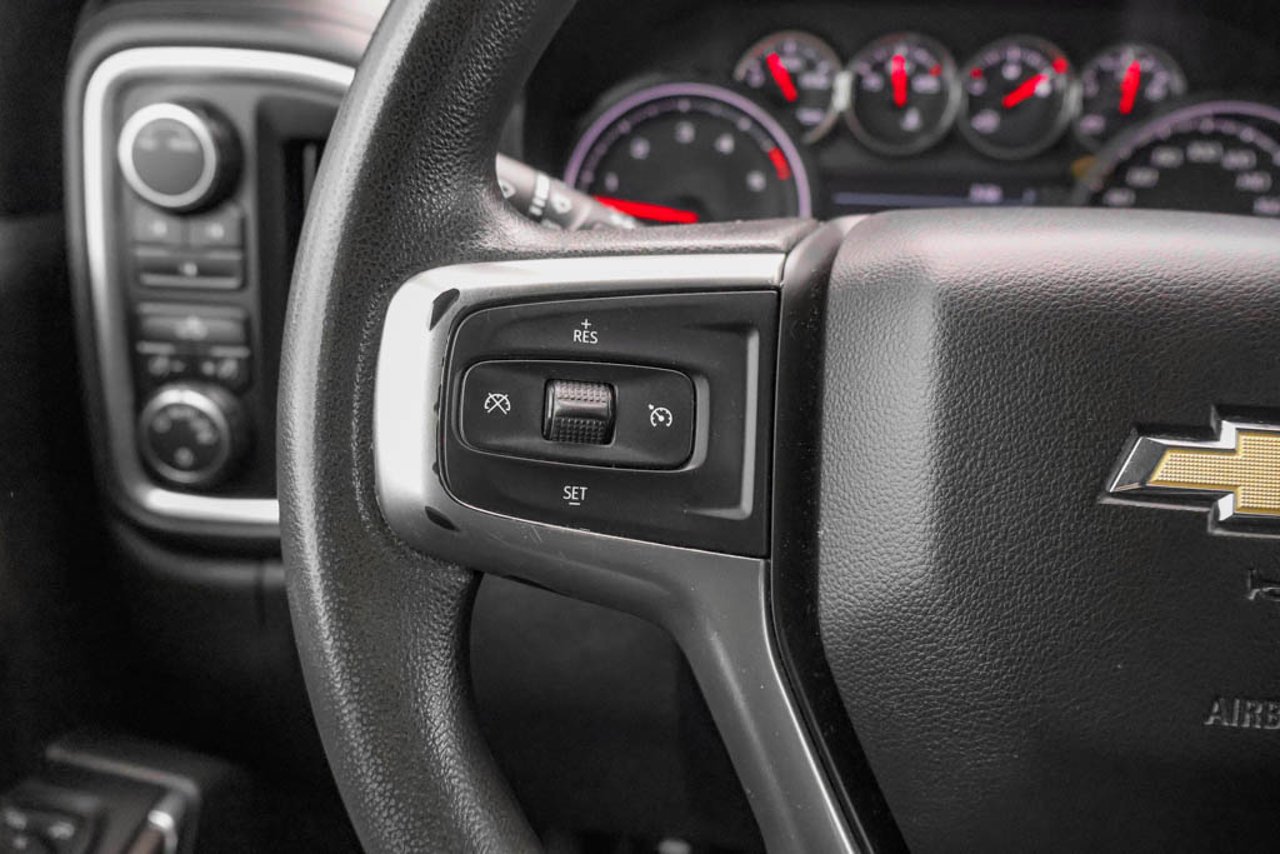 2020 Chevrolet Silverado 3500HD 4WD Crew Cab 172 LT White Sherwood Park - photo #18