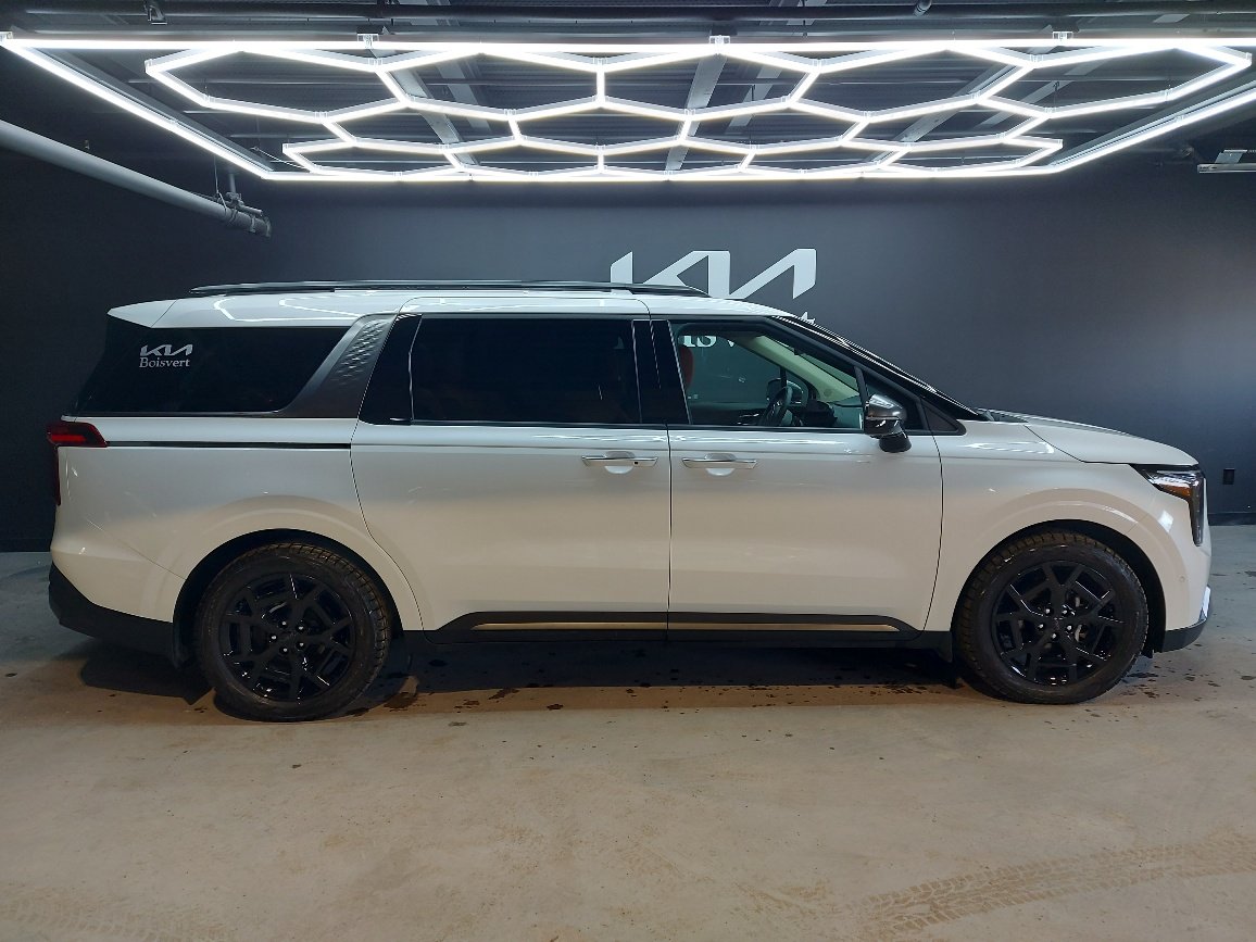 KIA Carnival 2026 Blanc neige nacré Blainville - photo #1