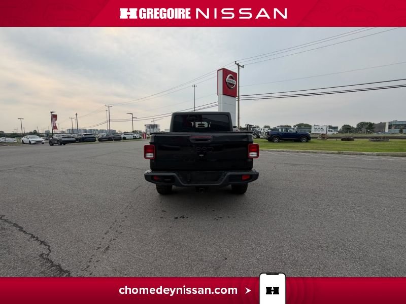 Jeep Gladiator 2023 Noir Laval - photo #8