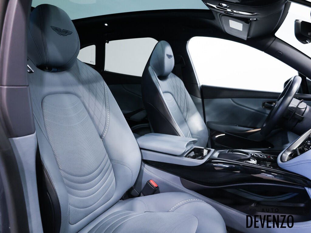 Aston Martin DBX 2022 Gris Saint-Eustache - photo #8