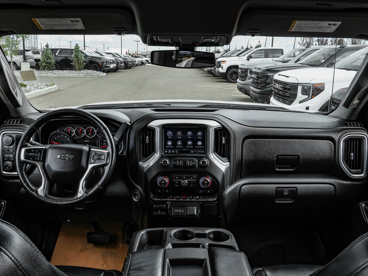 2019 Chevrolet Silverado 1500 4WD Crew Cab 147 RST White Sherwood Park - photo #16