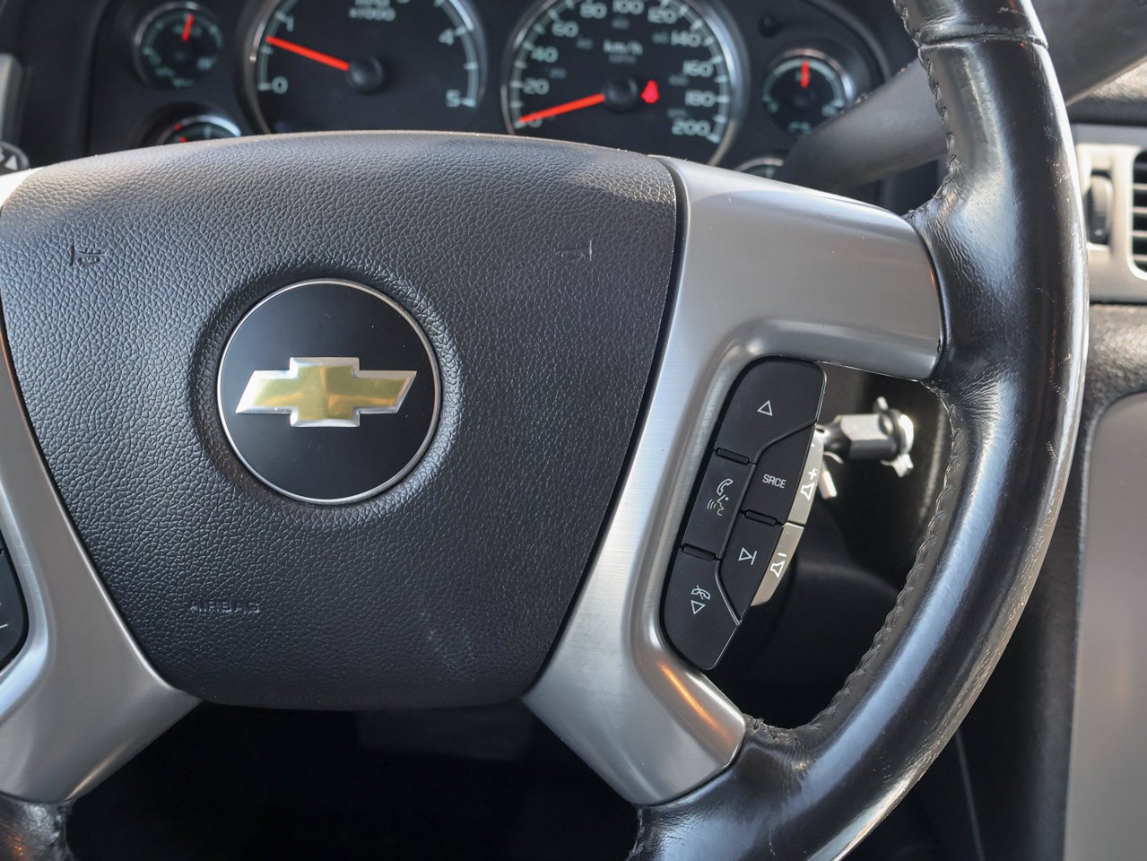 2013 Chevrolet Silverado 2500HD 4WD Crew Cab 153 LTZ Brown Sherwood Park - photo #23