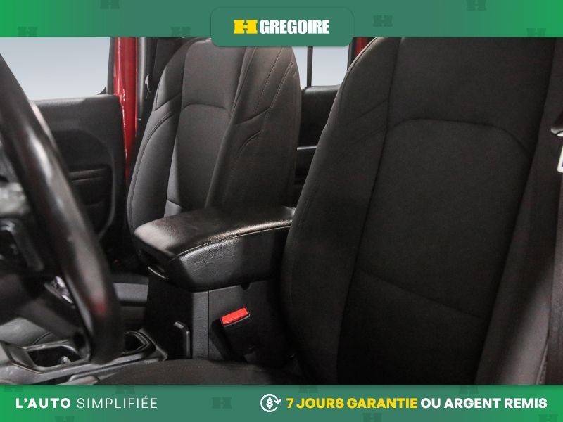 Jeep Wrangler 2022 Rouge Laval - photo #13