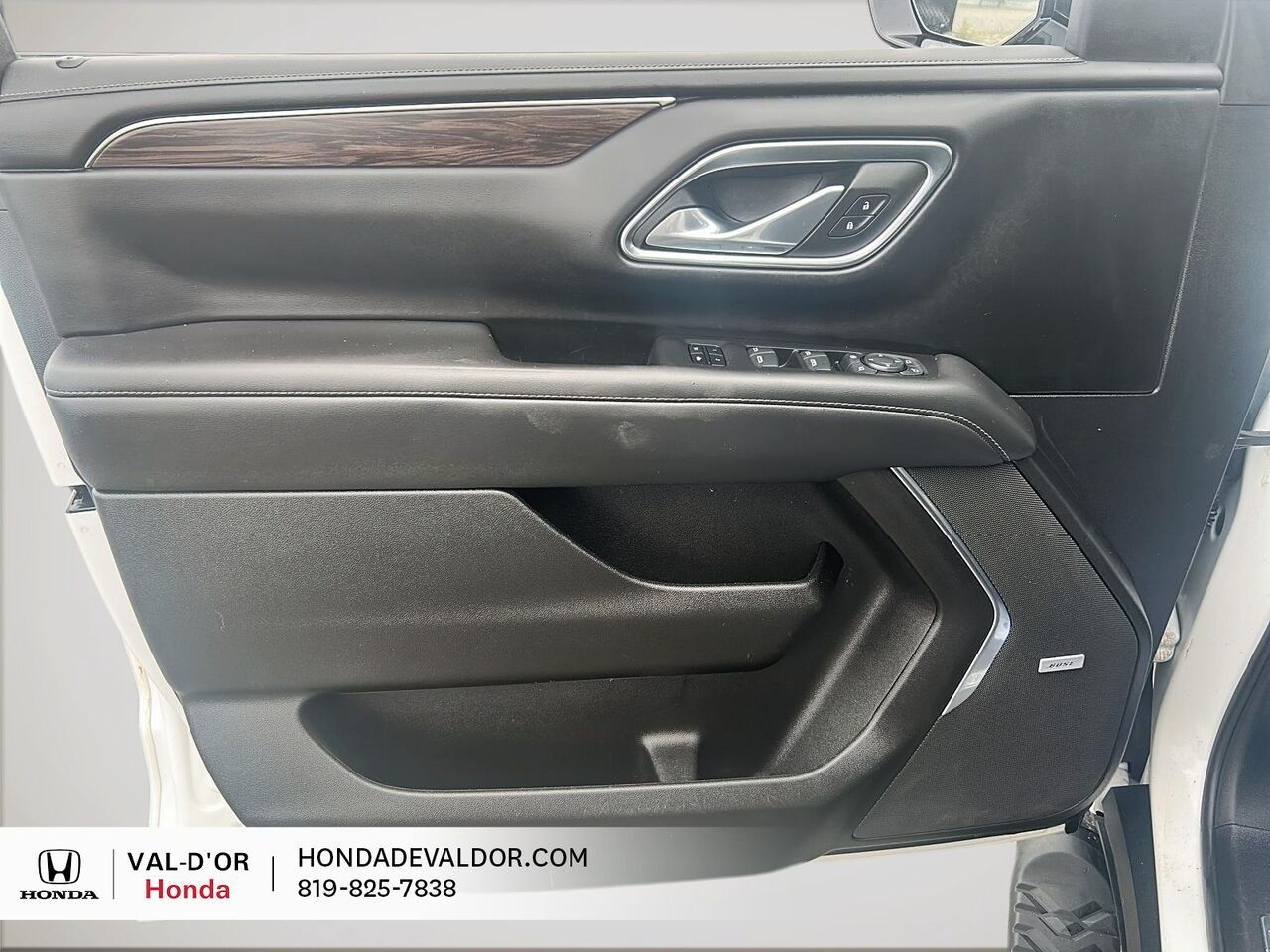 2023 Chevrolet Suburban Z71 4 portes 4RM White Val-d'Or - photo #10