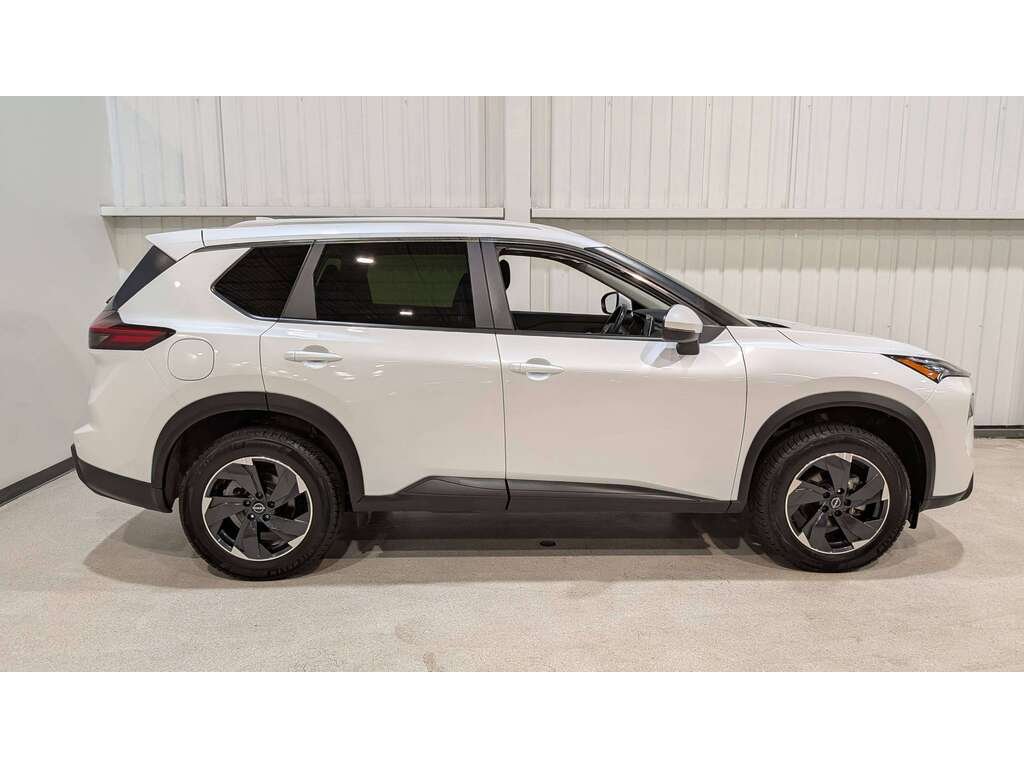 2024 Nissan Rogue AWD S White Val-David - photo #7