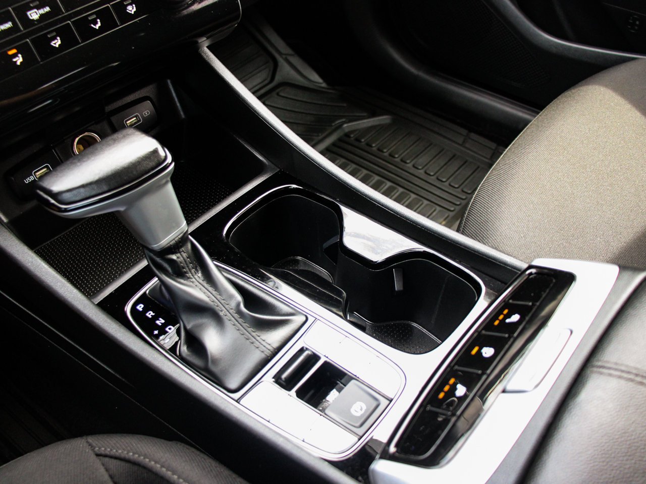 2023 Hyundai Tucson Preferred AWD White Sherwood Park - photo #25