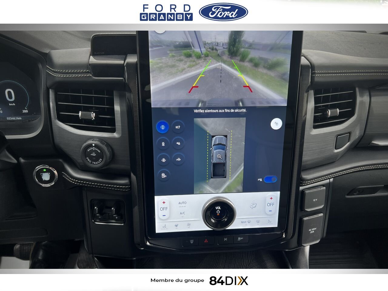 2023 Ford F-150 Lightning Grey Granby - photo #20
