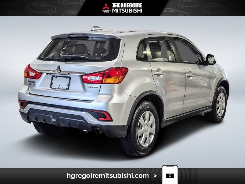 Mitsubishi RVR MR4403 | ES * Caméra * Aucun Accident * Bluetooth 2019 Gris Laval - photo #8
