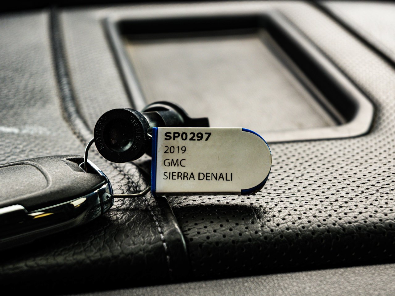 2019 GMC Sierra 1500 4WD Crew Cab 147 Denali Grey Sherwood Park - photo #35