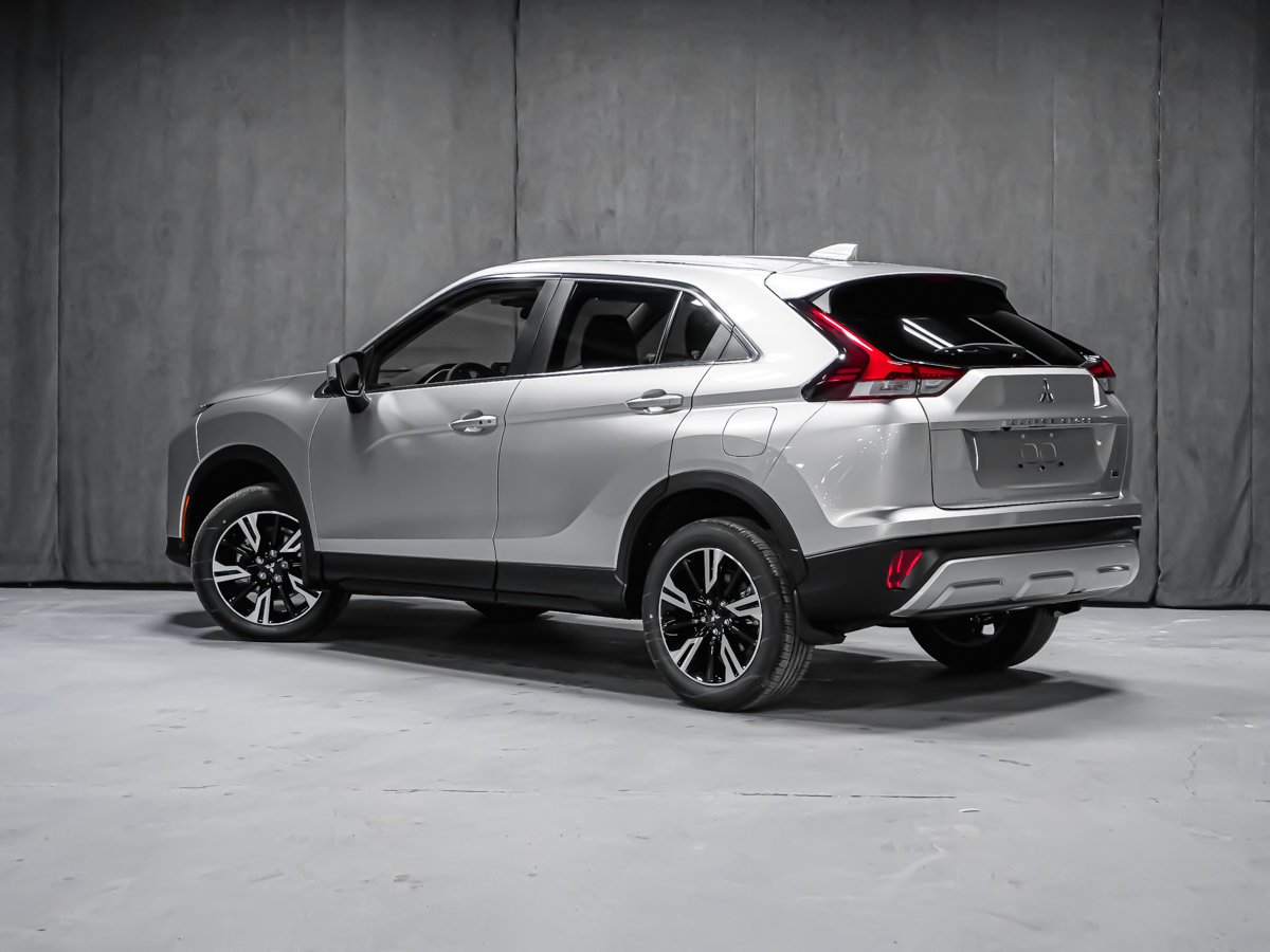 2026 Mitsubishi Eclipse Cross SE Titanium Grey Metallic Montreal - photo #5