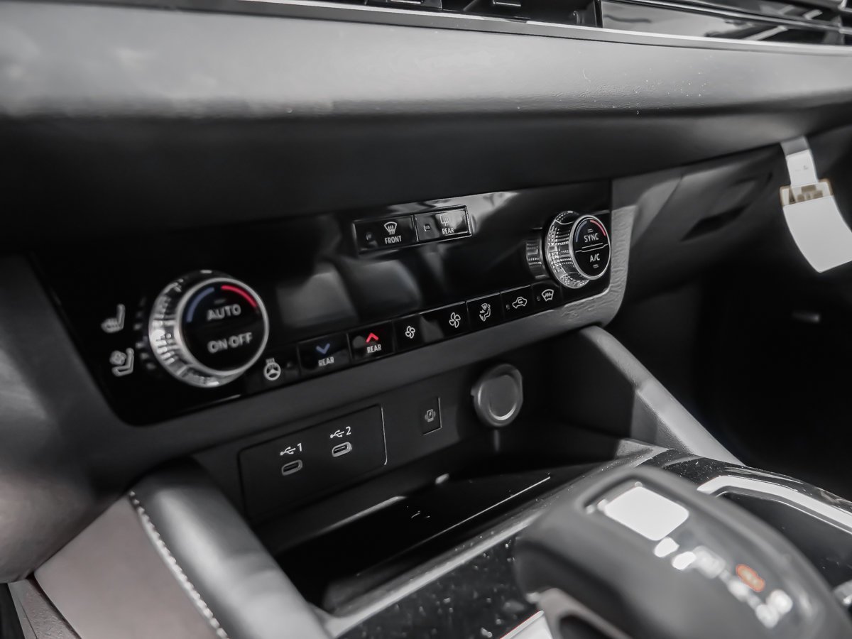Mitsubishi Outlander PHEV SEL 2026 Fini Gris pierre de lune de qualité supérieure Montréal - photo #17