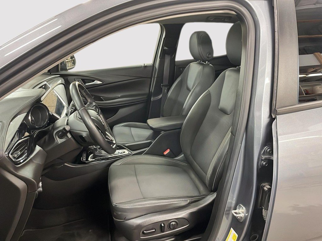Buick ENCORE GX 2020 Gris Amos - photo #9