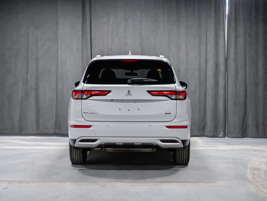 Mitsubishi Outlander 2024 Blanc