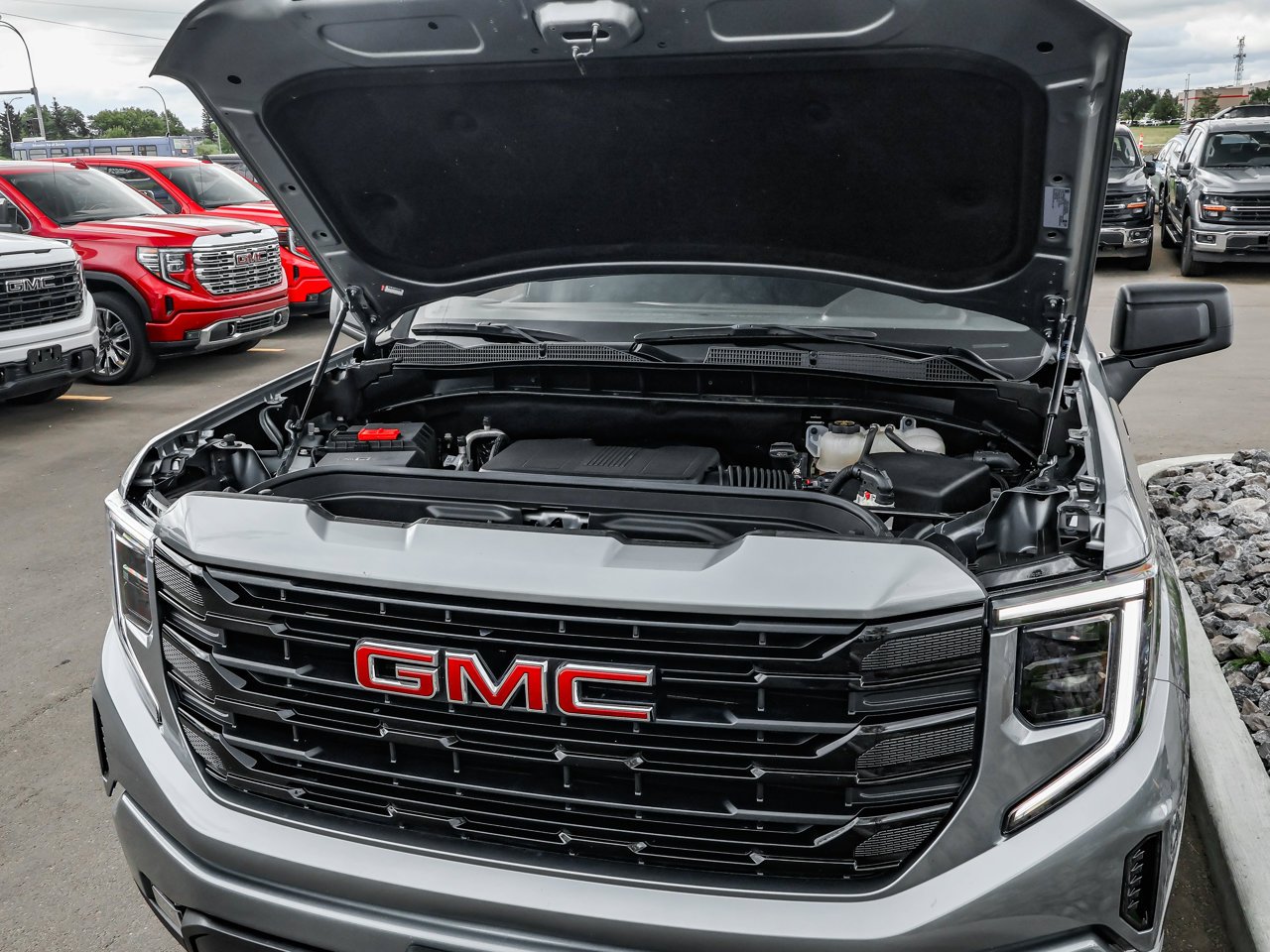 2024 GMC Sierra 1500 4WD Crew Cab 147 Elevation Grey Sherwood Park - photo #9