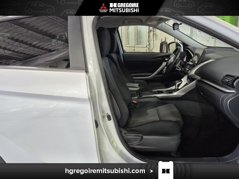 Mitsubishi Eclipse Cross 2023 Blanc Blainville - photo #24