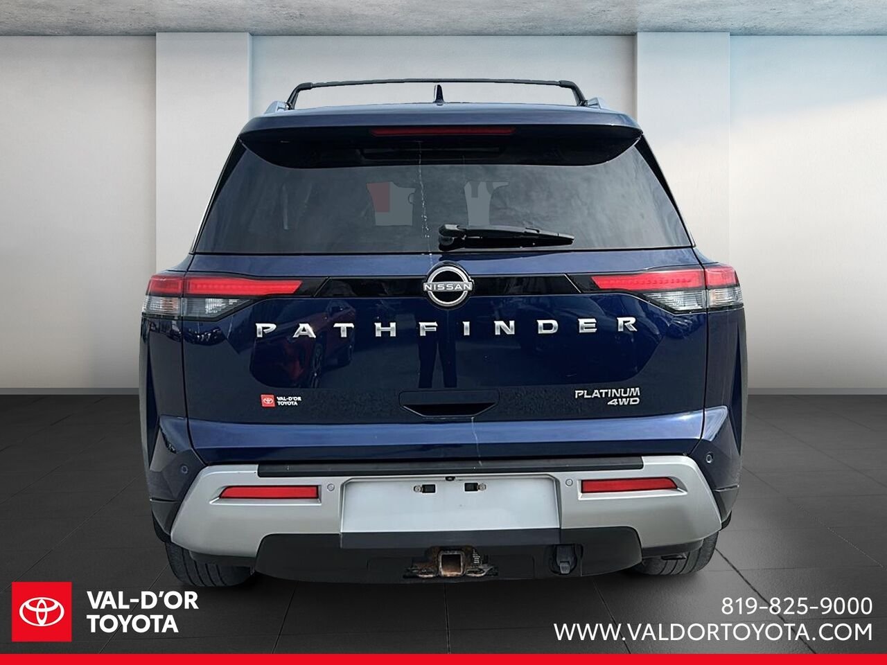 2022 Nissan Pathfinder Platinum 4 RM Blue Val-d'Or - photo #2