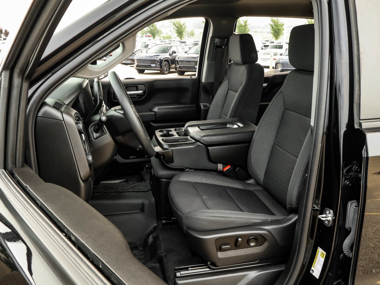 2023 Chevrolet Silverado 1500 4WD Crew Cab 147 Custom Black Sherwood Park - photo #13