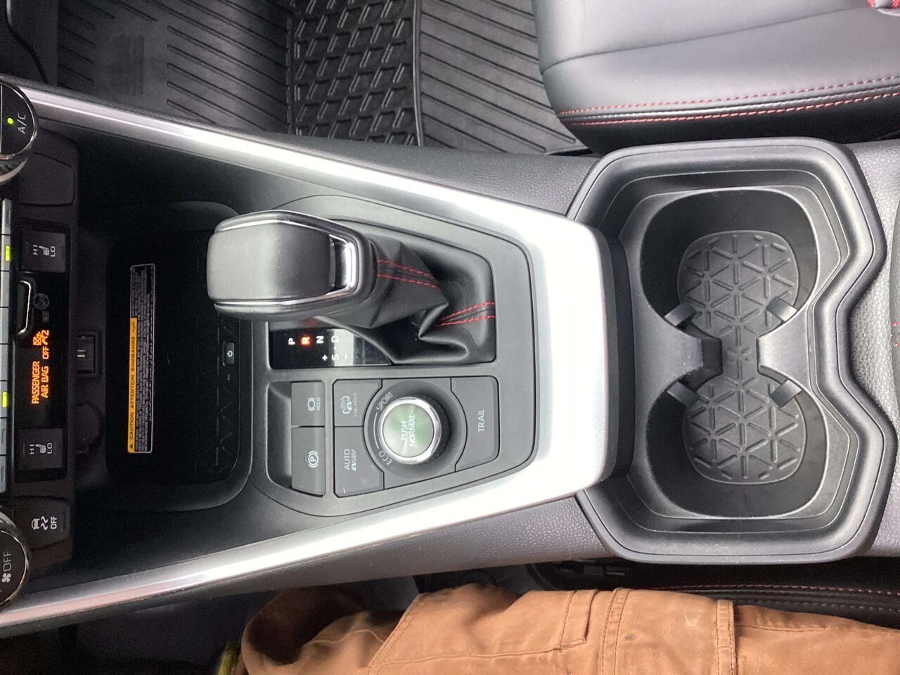 Toyota RAV4 Prime 2021 Argent Gatineau - photo #13