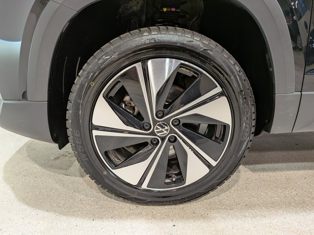 Volkswagen Taos Comfortline 4MOTION 2025 Noir Val-David - photo #35