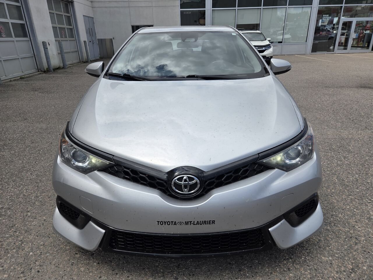 2018 Toyota COROLLA IM Silver Amos - photo #1