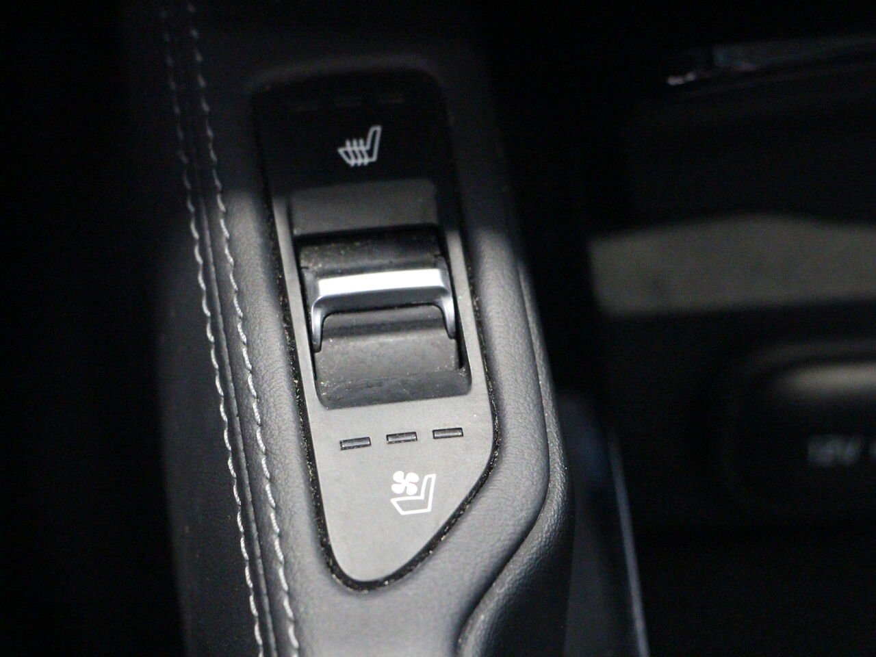 Kia Telluride X-PRO KIA TELLURIDE,X-PRO-4D UTILITY AWD 2023 Noir Châteauguay - photo #21