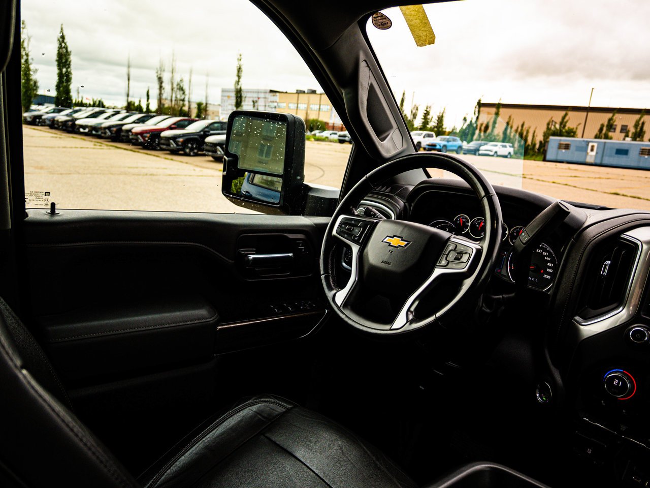 2020 Chevrolet Silverado 3500HD 4WD Crew Cab 159 LT Blue Sherwood Park - photo #28