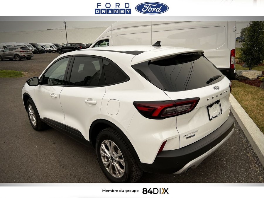 2025 Ford Escape White