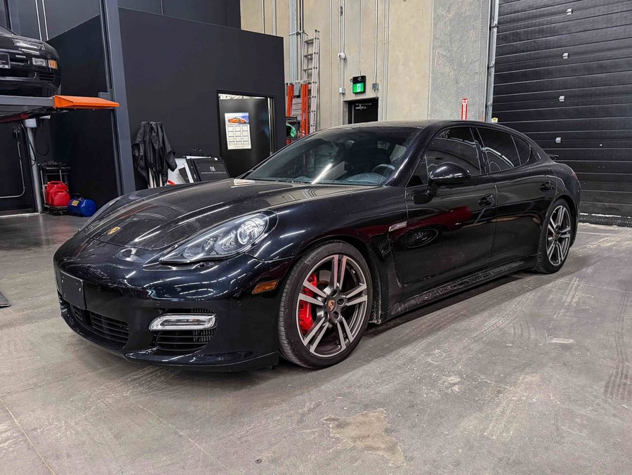 2013 Porsche Panamera 2013 Black