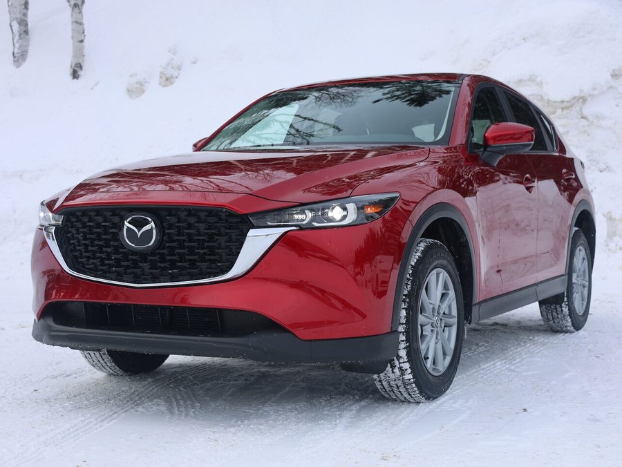 2025 Mazda CX-5 Gs, awd, Toit ouvrant, volant et rétroviseurs chauffants, hayon électrique Soul Red Crystal Metallic