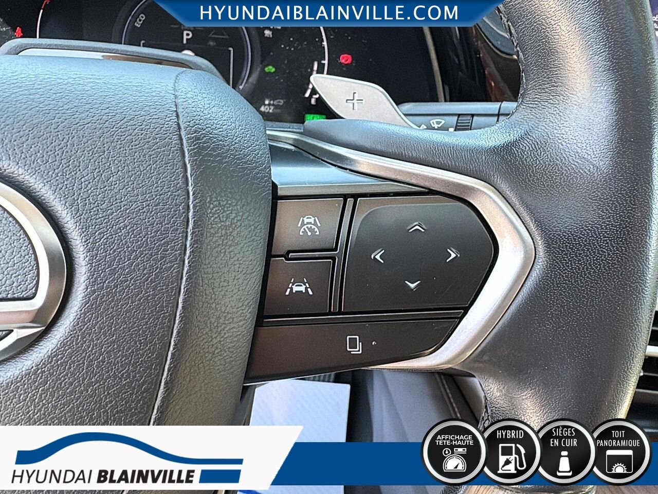Lexus RX 2023 Blanc Blainville - photo #17