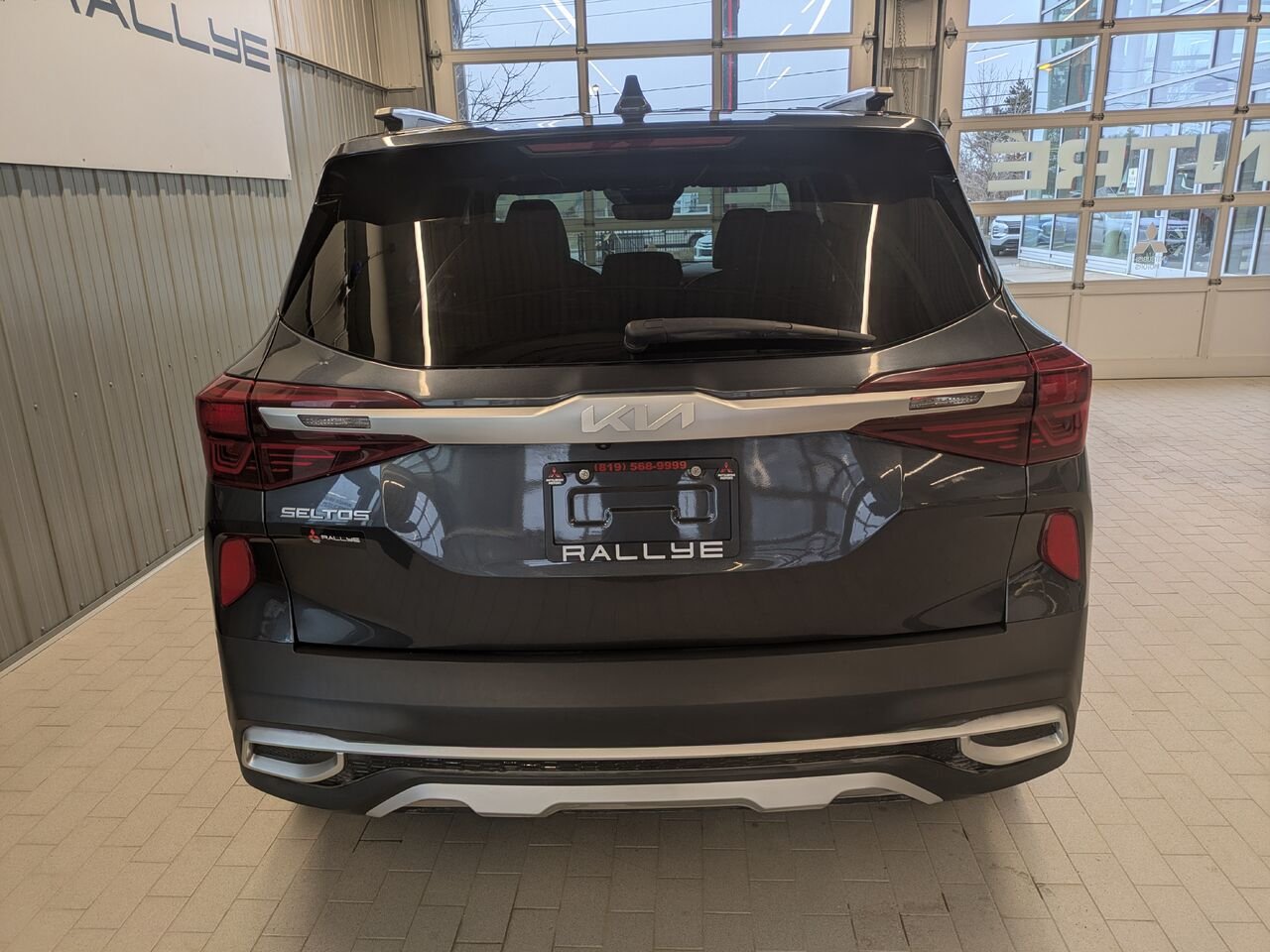 2022 Kia Seltos Black Gatineau - photo #2