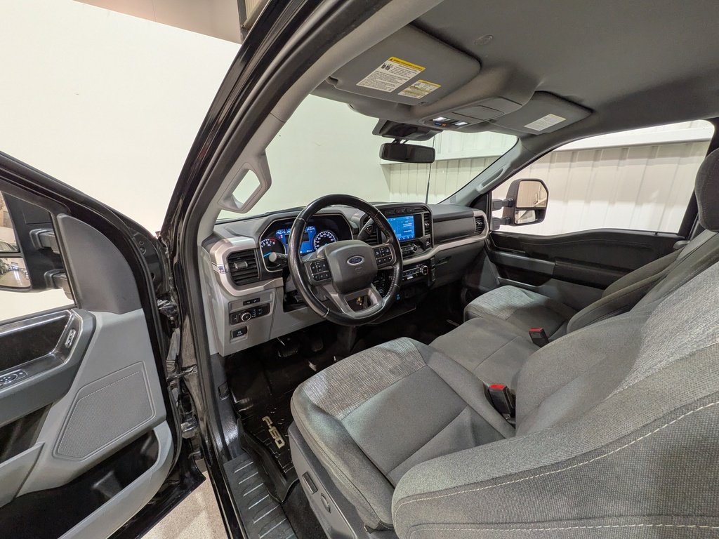 2022 Ford F-150 XLT 4WD SuperCab 6.5' Box Black Val-David - photo #9