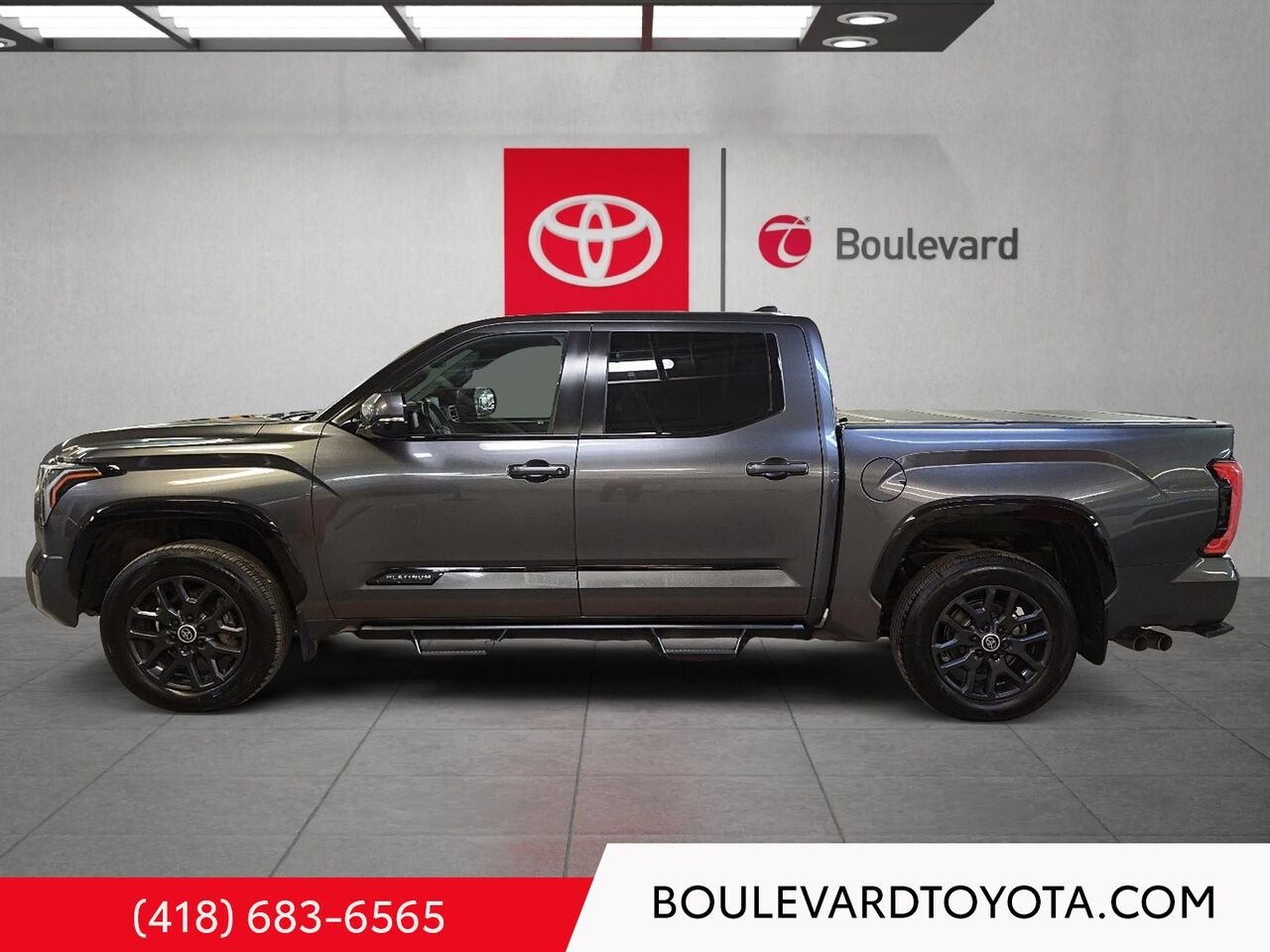 Toyota Tundra 531782-43 | PLATINUM CREWMAX, 4X4 2024 Gris magnétique métallisé Québec - photo #5