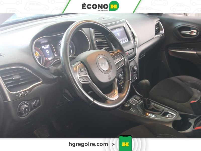 2019 Jeep Cherokee Green Laval - photo #17
