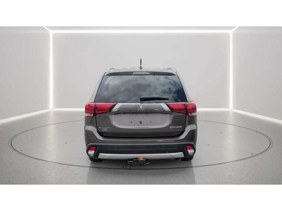 Mitsubishi Outlander 2016 2016 Gris