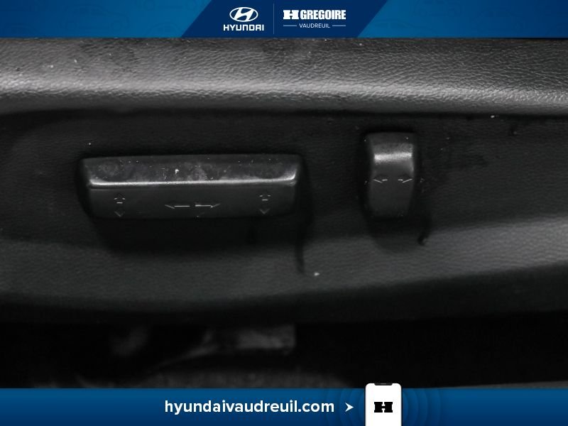 2016 Honda Civic White Blainville - photo #18