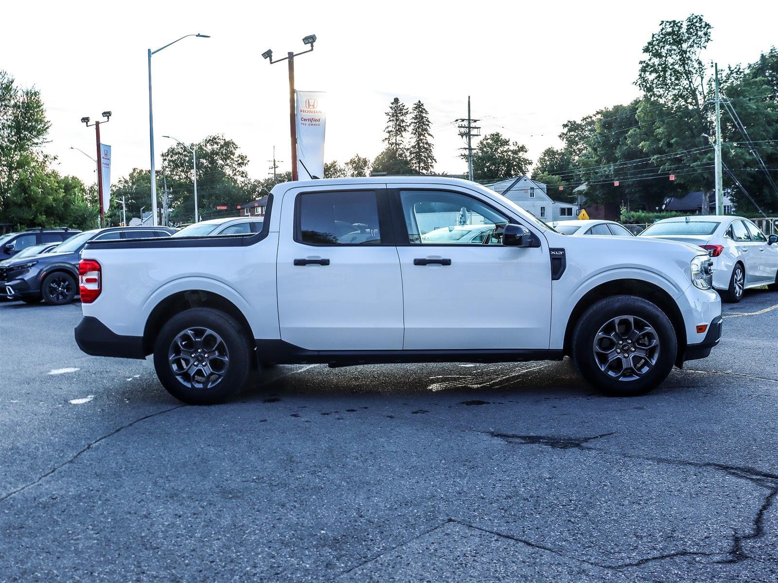 2024 Ford Maverick XLT Ottawa & Gatineau - photo #2