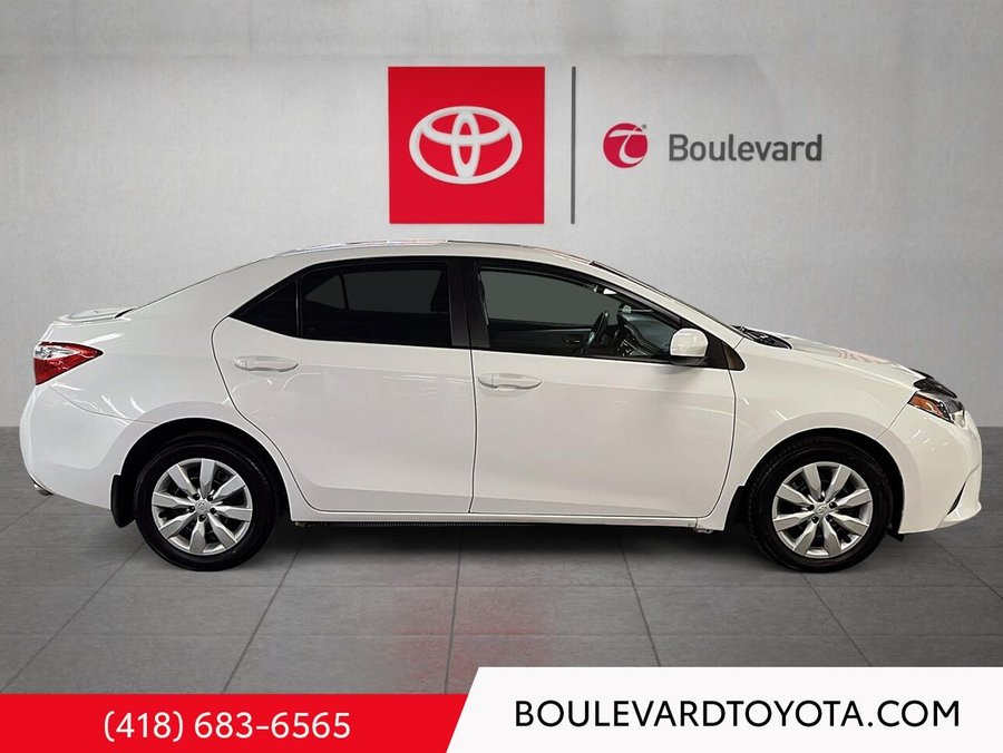 2014 Toyota Corolla 2014 White