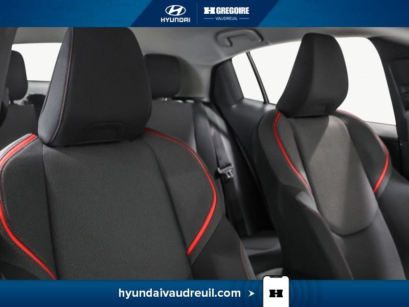2026 Toyota Prius Silver Saint-Eustache - photo #28