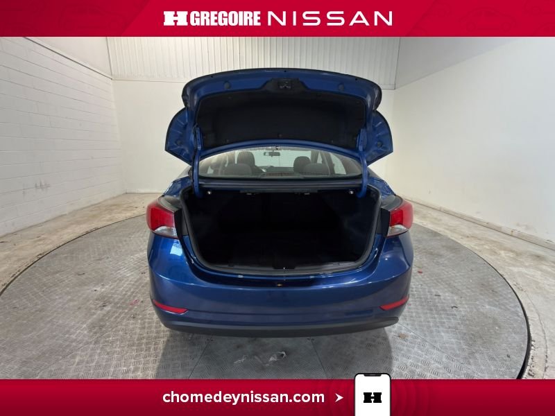 Hyundai Elantra 2016 Bleu Blainville - photo #25