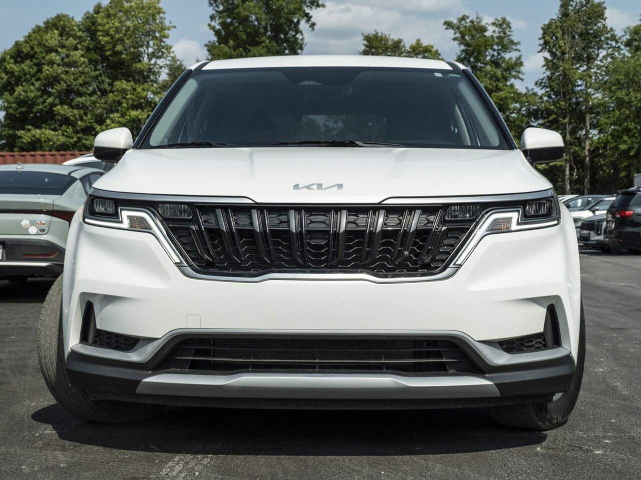 Kia Carnival 2024 Blanc Gatineau - photo #1