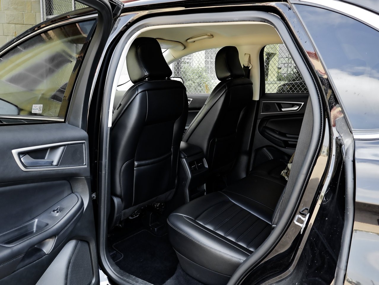 2023 Ford Edge SEL AWD Black Sherwood Park - photo #25