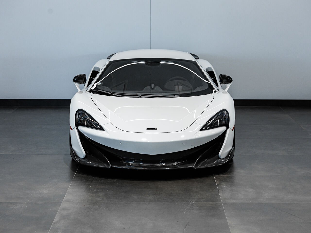 2019 McLaren 600LT *NO LUXURY TAX* White Kirkland - photo #3