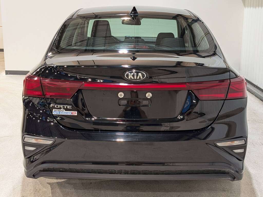 Kia Forte LX Manual 2019 Noir Val-David - photo #4