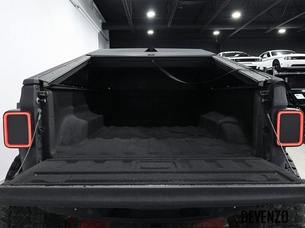 2023 Jeep Gladiator Grey Saint-Eustache - photo #27
