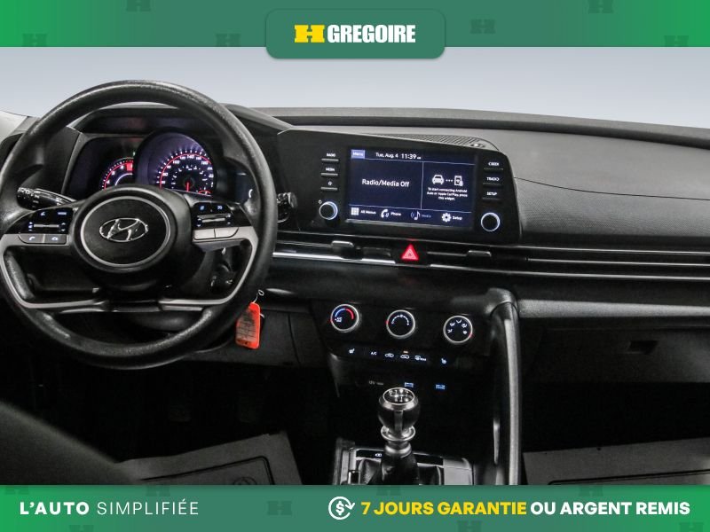 2022 Hyundai Elantra White Saint-Eustache - photo #17