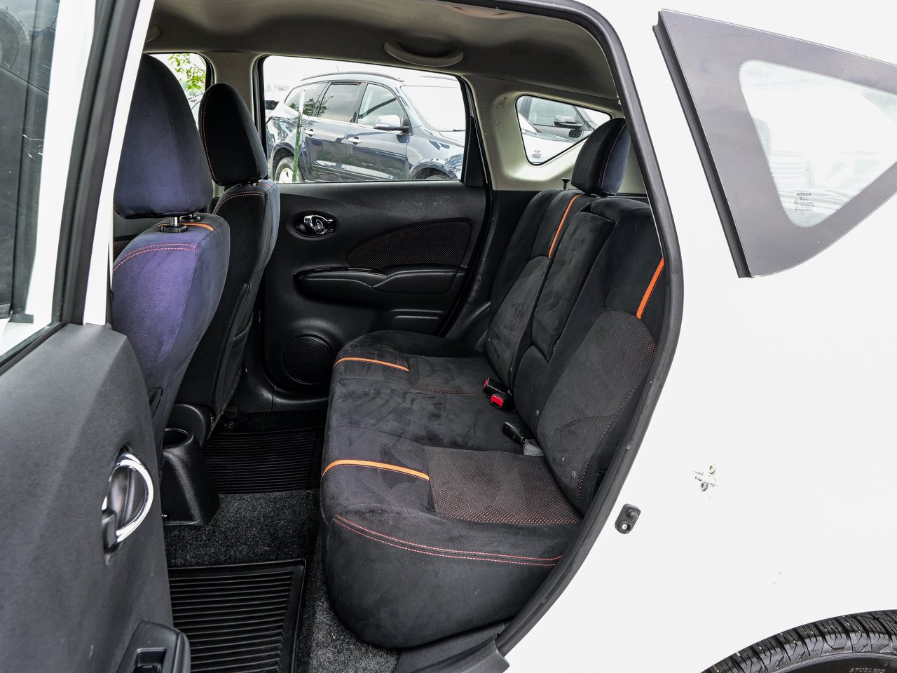 2016 Nissan Versa Note 5dr HB Auto 1.6 SR White Sherwood Park - photo #28