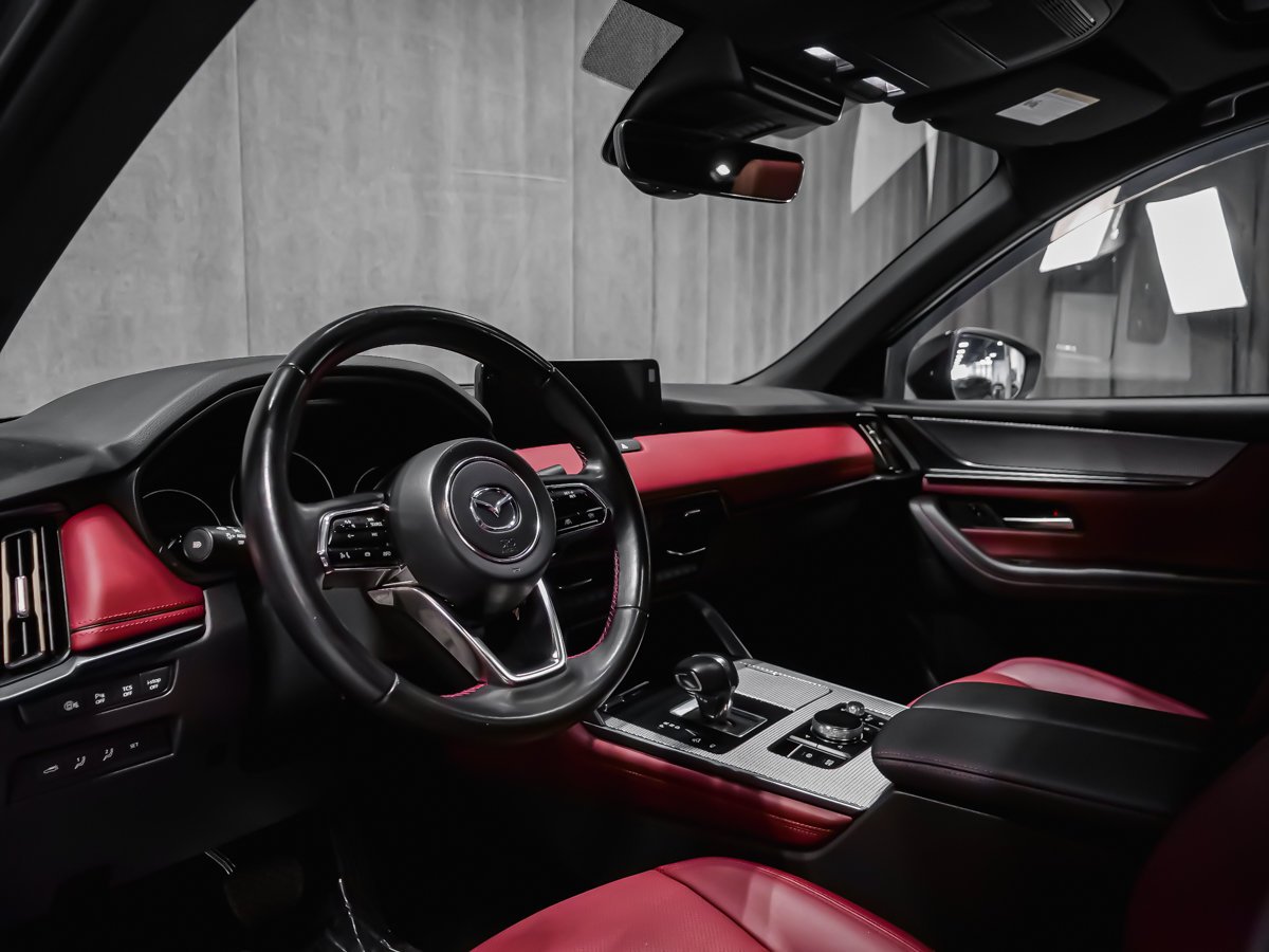 2025 Mazda CX-70 MHEV GT-P SIÈGES VENTILER BARRE DE TOIT Black Montreal - photo #8